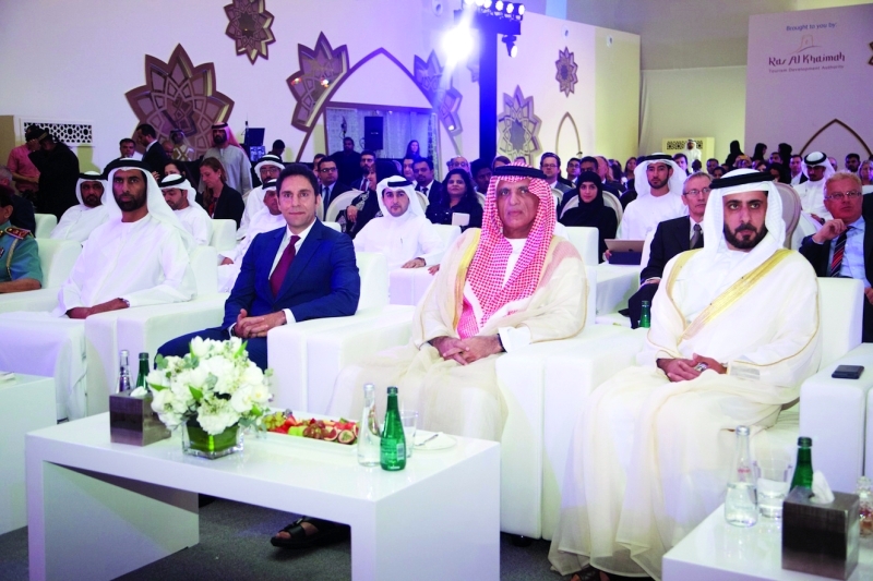 سعود القاسمي يشهد مؤتمر يوم السياحة العالمي