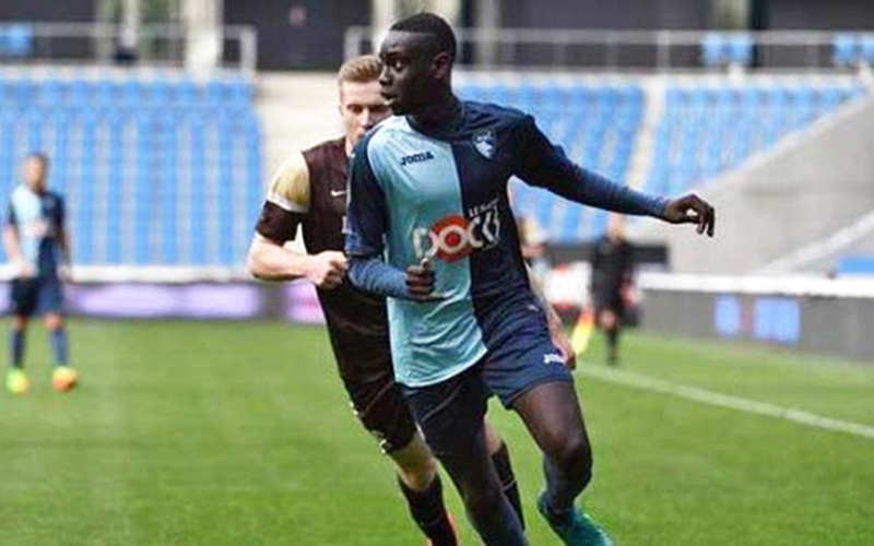 وفاة سامبا ديوب لاعب لوهافر  عن 18 عاماً