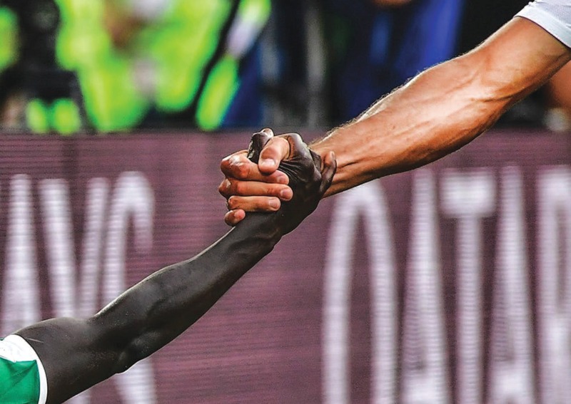 ملاعب الإمارات.. لكل الجنسيات