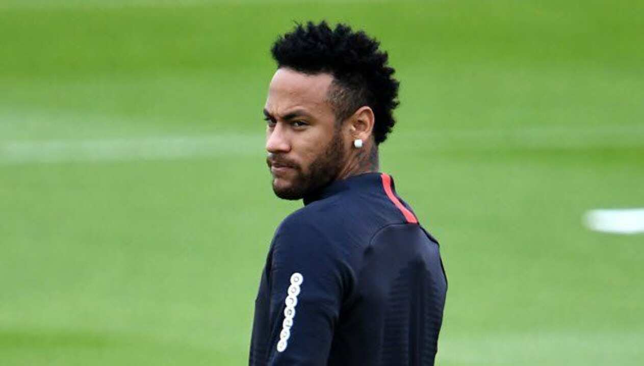 سان جيرمان يرفض عرض برشلونة لضم نيمار