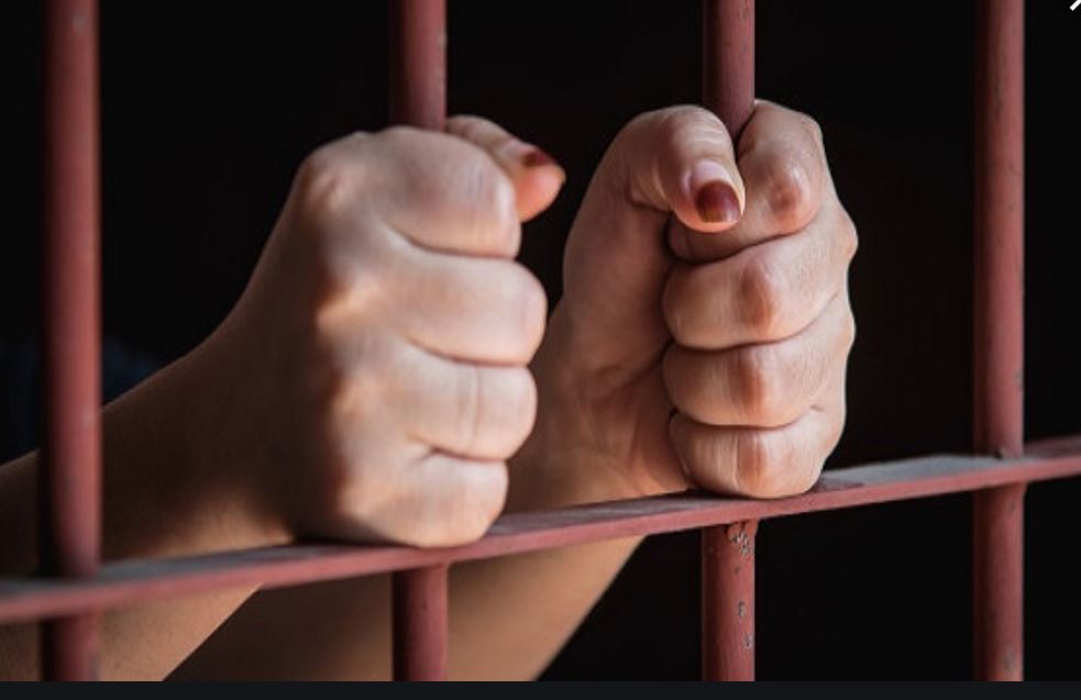 جبروت امرأة.. قتلت زوجها ثم خلعته لتتزوج عشيقها