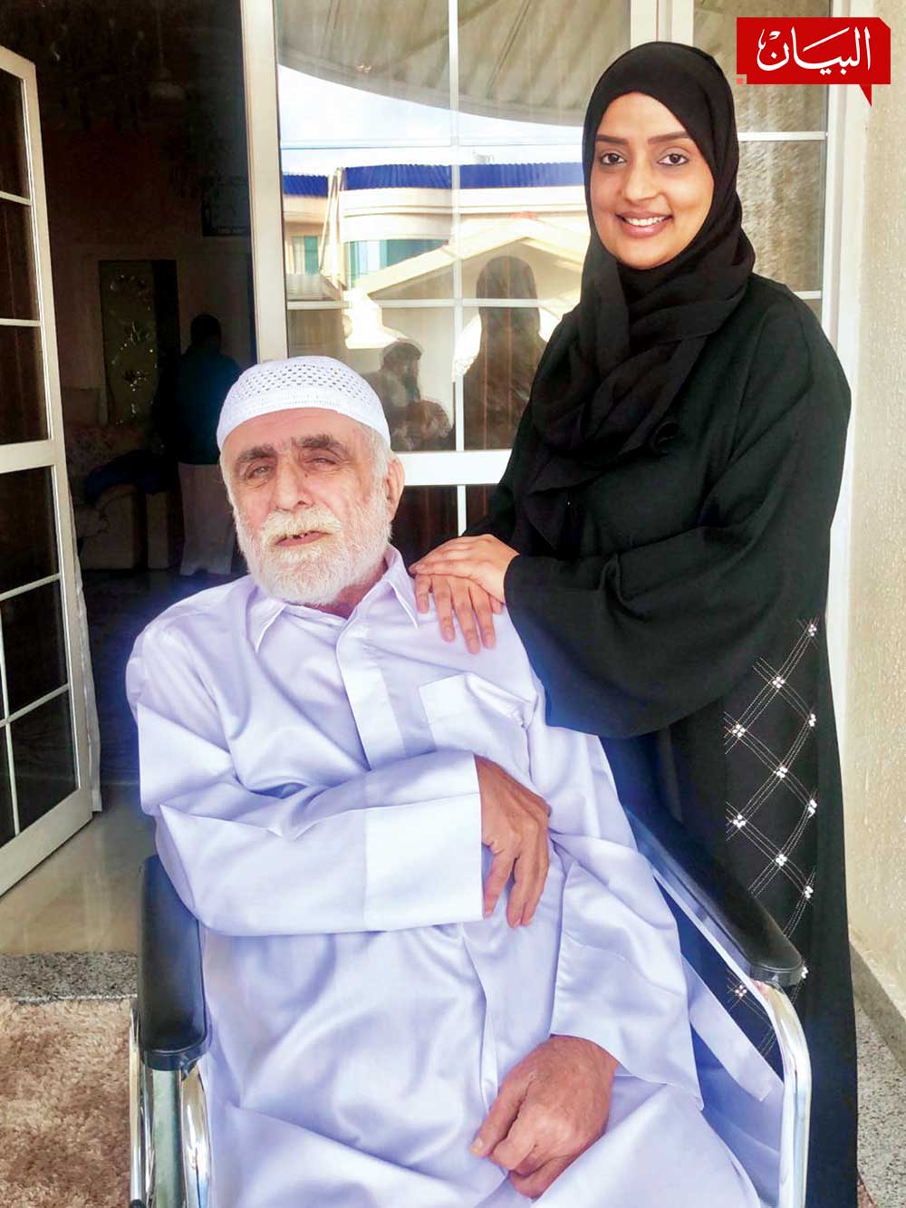 مكتوم بن محمد يتفاعل مع تدوينة مواطنة ويشيد بخدمات «صحة دبي»