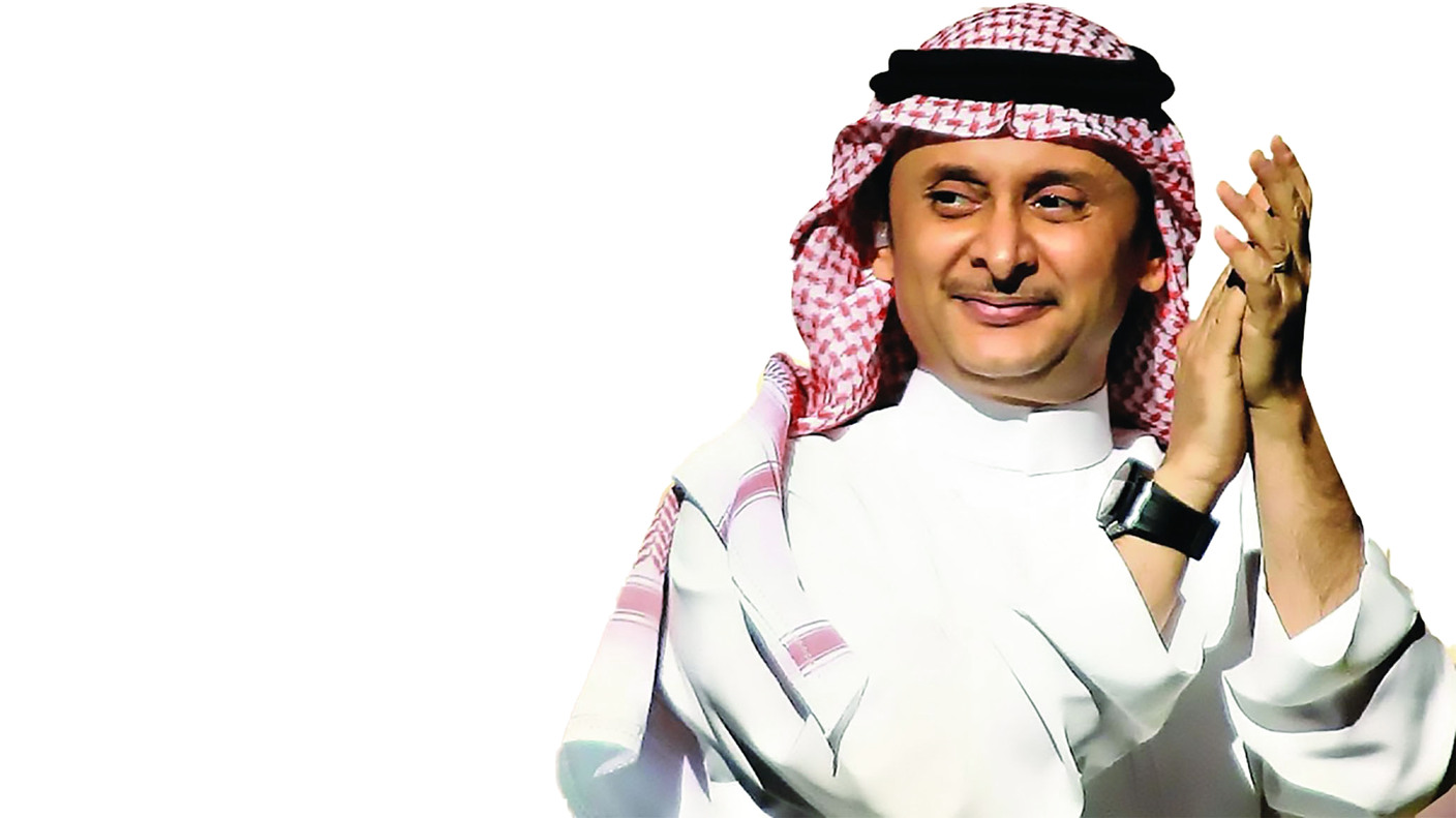 عبدالمجيد عبدالله يعتذر ويعود إلى «تويتر»