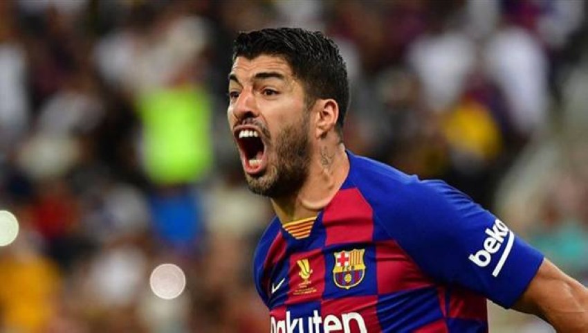 سواريز يشعر بـ"الألم" جراء اتهام لاعبي برشلونة بالتأخر في خفض رواتبهم