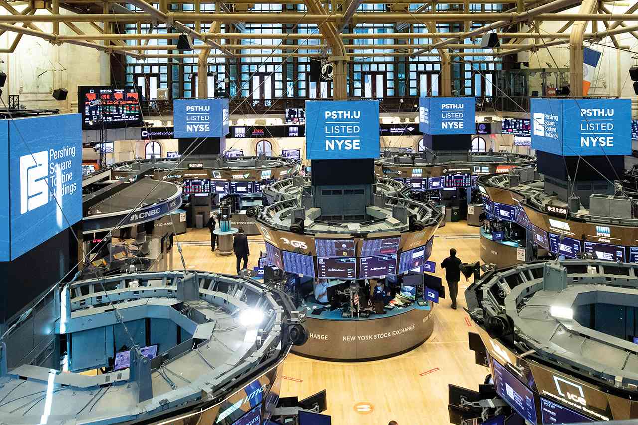 الأسهم العالمية تهبط بفعل التوترات الأمريكية الصينية