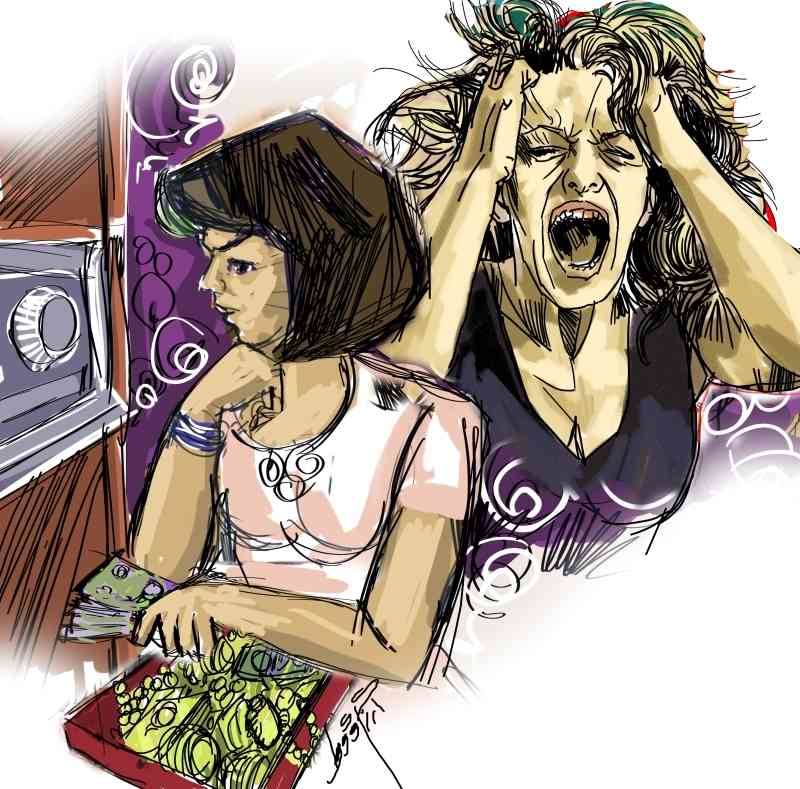 تأخر راتبها فسرقت مجوهرات مخدومتها