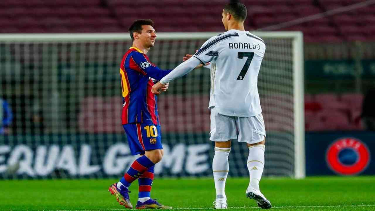 ميسي يتجاهل رونالدو في اختياراته لأفضل لاعبي العالم