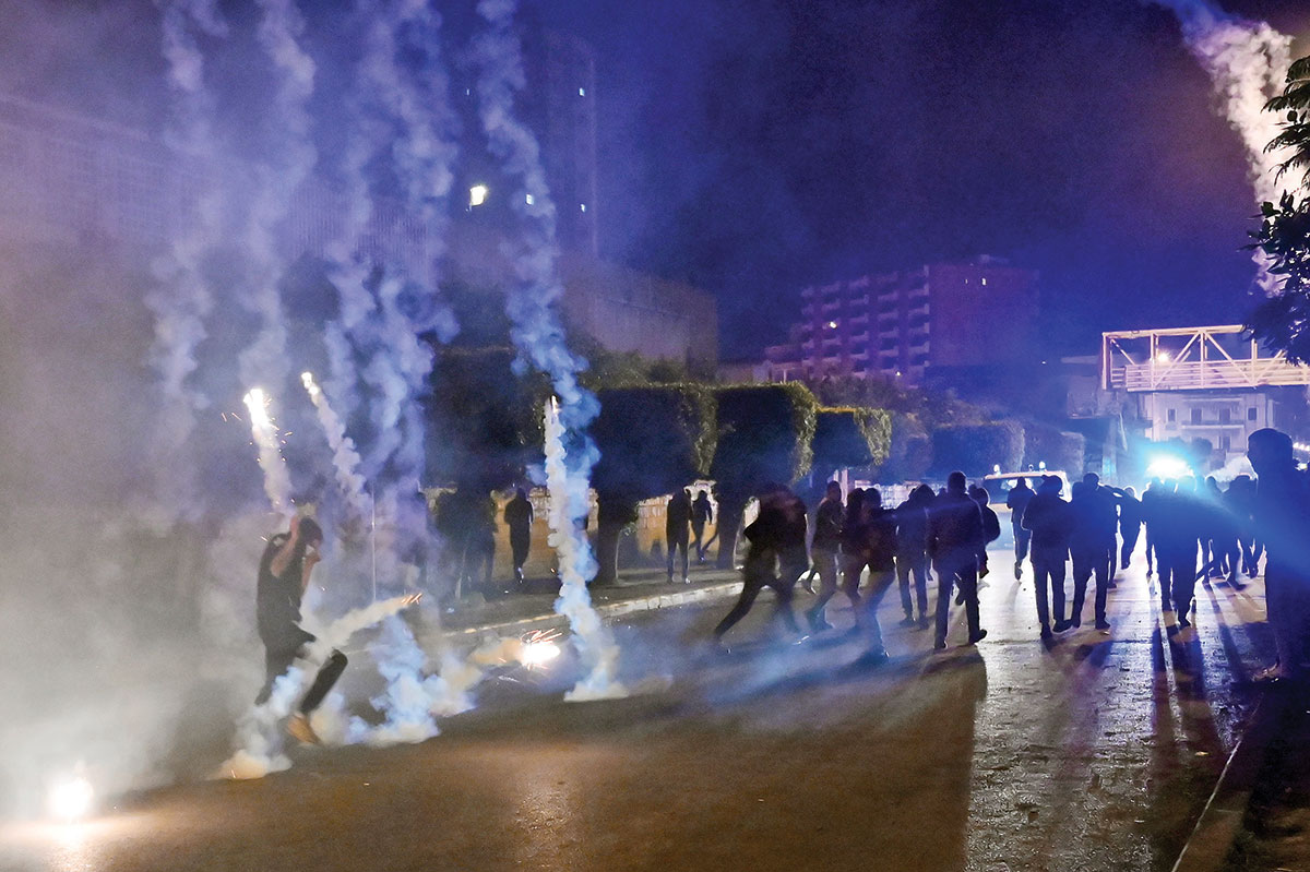 لبنان.. تجدّد تظاهرات طرابلس والأمن يلاحق المتورّطين