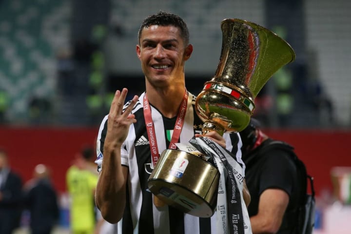 رونالدو.. أول لاعب يُتوج هدافا في ثلاث بطولات أوروبية كبرى