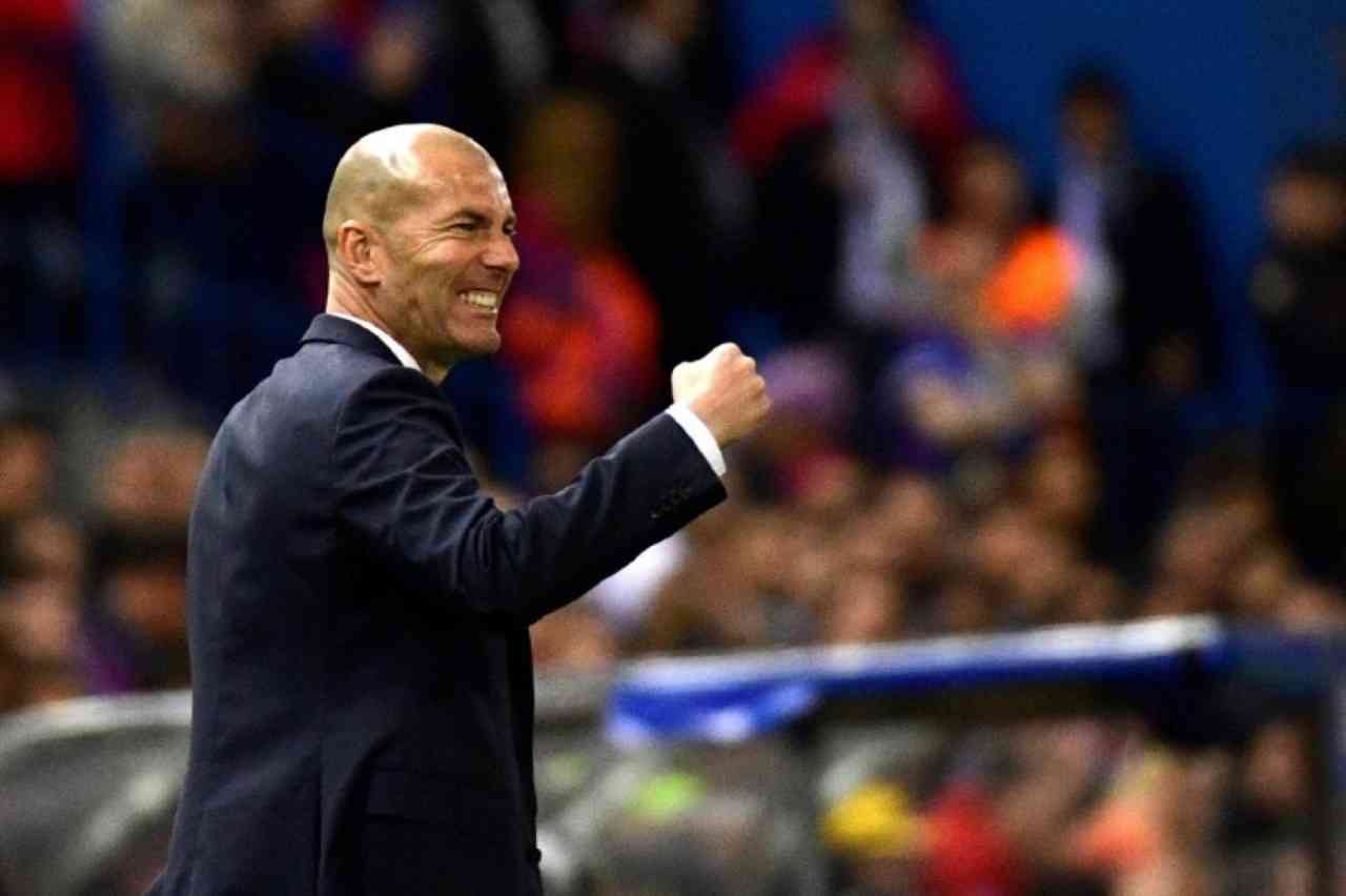 زيدان وكونتي مرشحان لتدريب مانشستر يونايتد