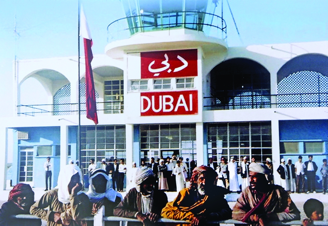 مجلدات سجلات دبي الوثائقية حكايات قرنين من مشوار التطور