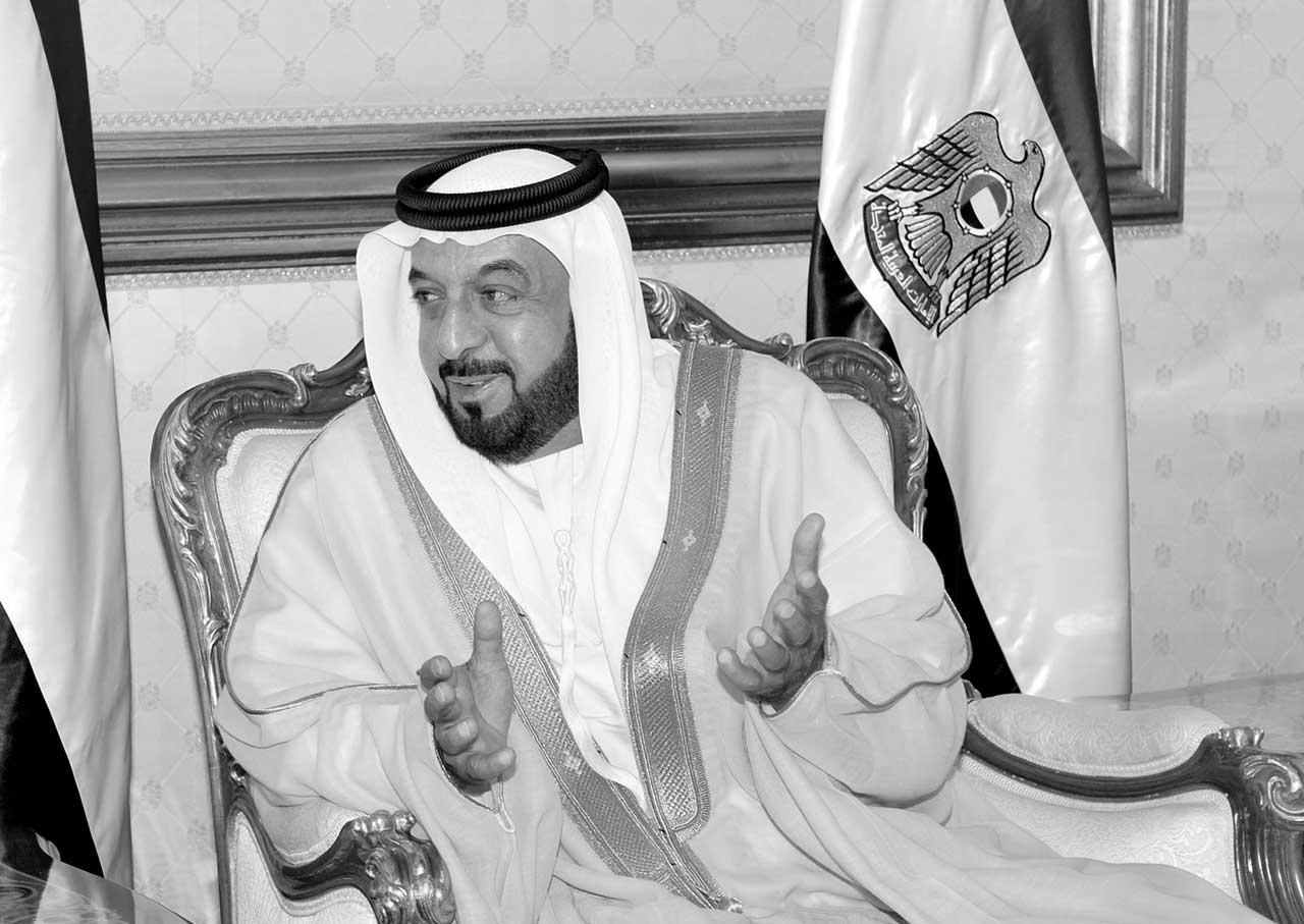 خليفة بن زايد.. رحلة عطاء ركيزتها الإنسان