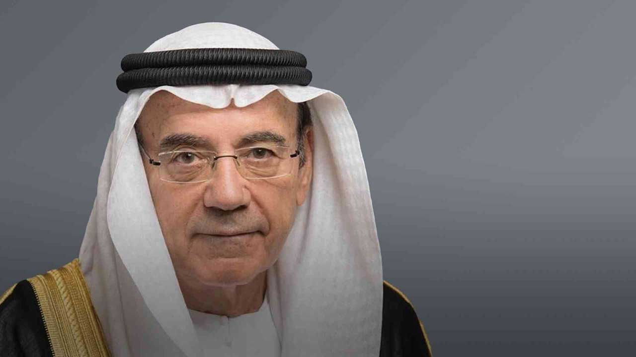 زكي نسيبة أول إماراتي يفوز بعضوية أكاديمية العلوم الأخلاقية والسياسية التابعة للمعهد الفرنسي