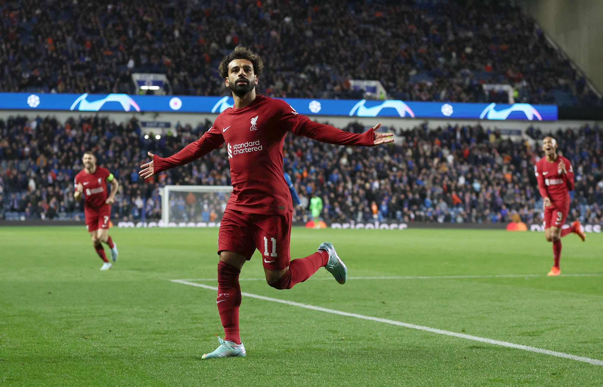 صلاح العربي والأفريقي الوحيد في القائمة المثالية في دوري الأبطال