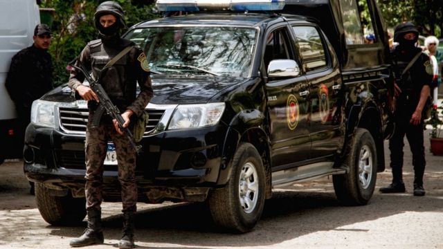 فتاة مصرية جديدة قتلها خطيبها بطريقة مروعة في الشارع
