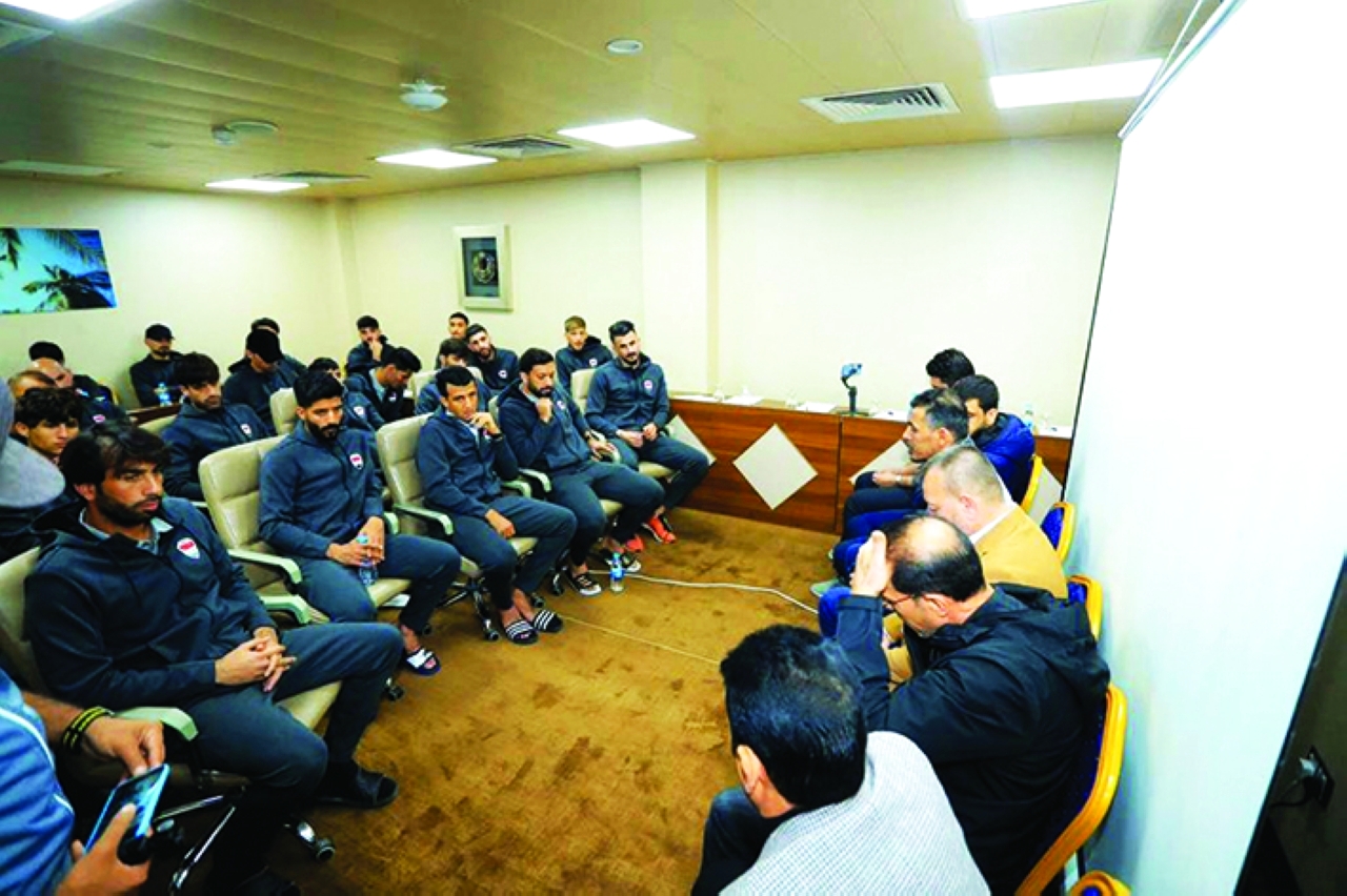 يونس محمود يحفز «أسود الرافدين»