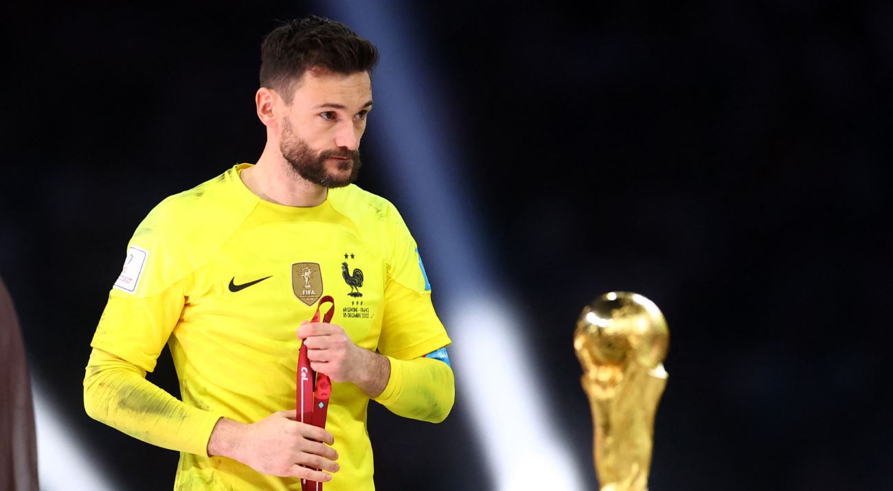 هوغو لوريس يفضل عرض باريس عن الهلال السعودي