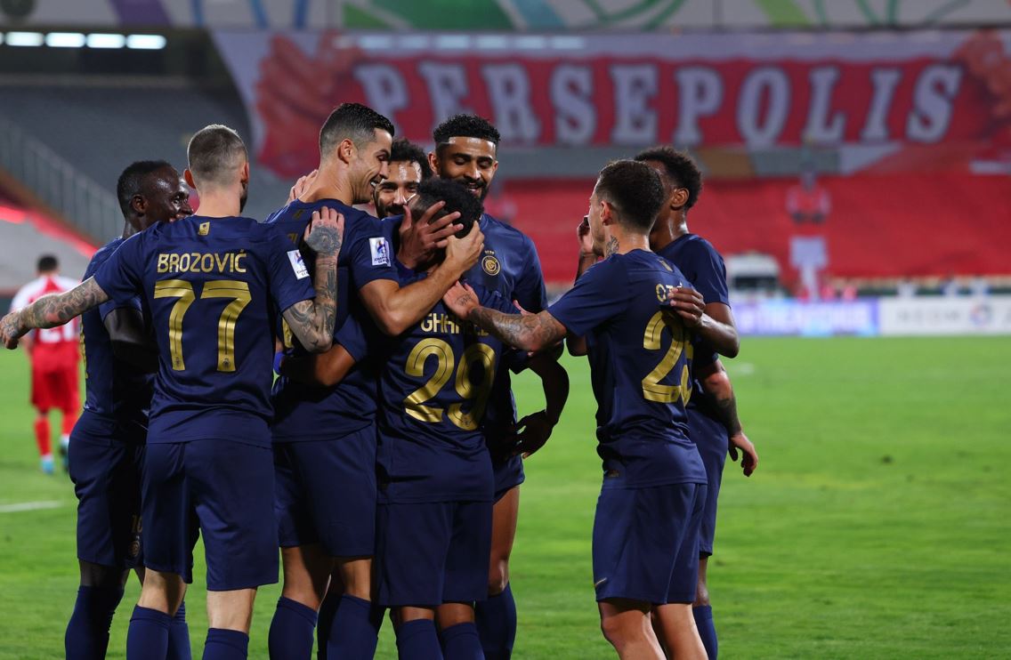 النصر بقيادة رونالدو يفوز على بيروزي بثنائية