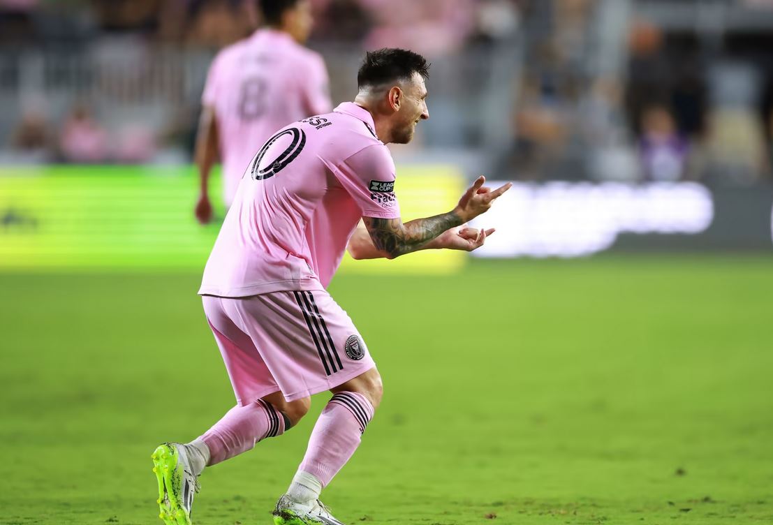 مشاهدة ميسي والمنتخبات الوطنية في الملاعب الامريكية الجنوبية امتياز مخصص للأغنياء