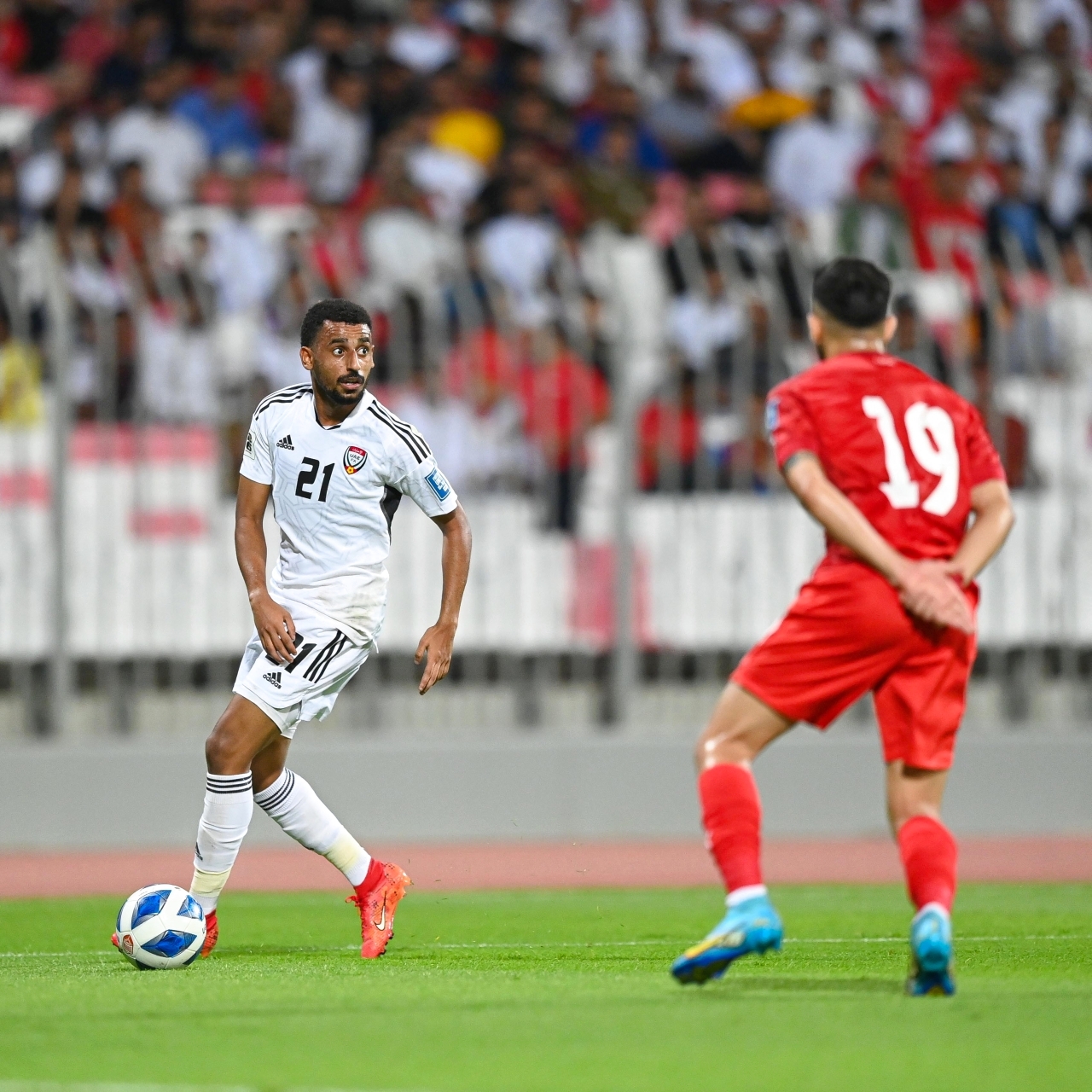 باكاري سانيا: منتخب الإمارات يستطيع أن يكون الأقوى في آسيا