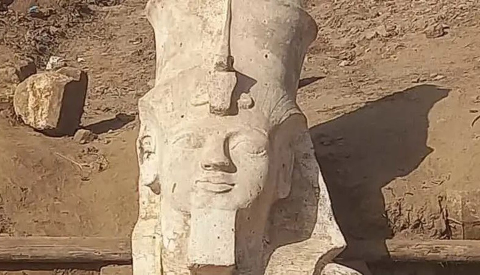 اكتشاف جزء علوي لتمثال الملك رمسيس الثاني في مصر
