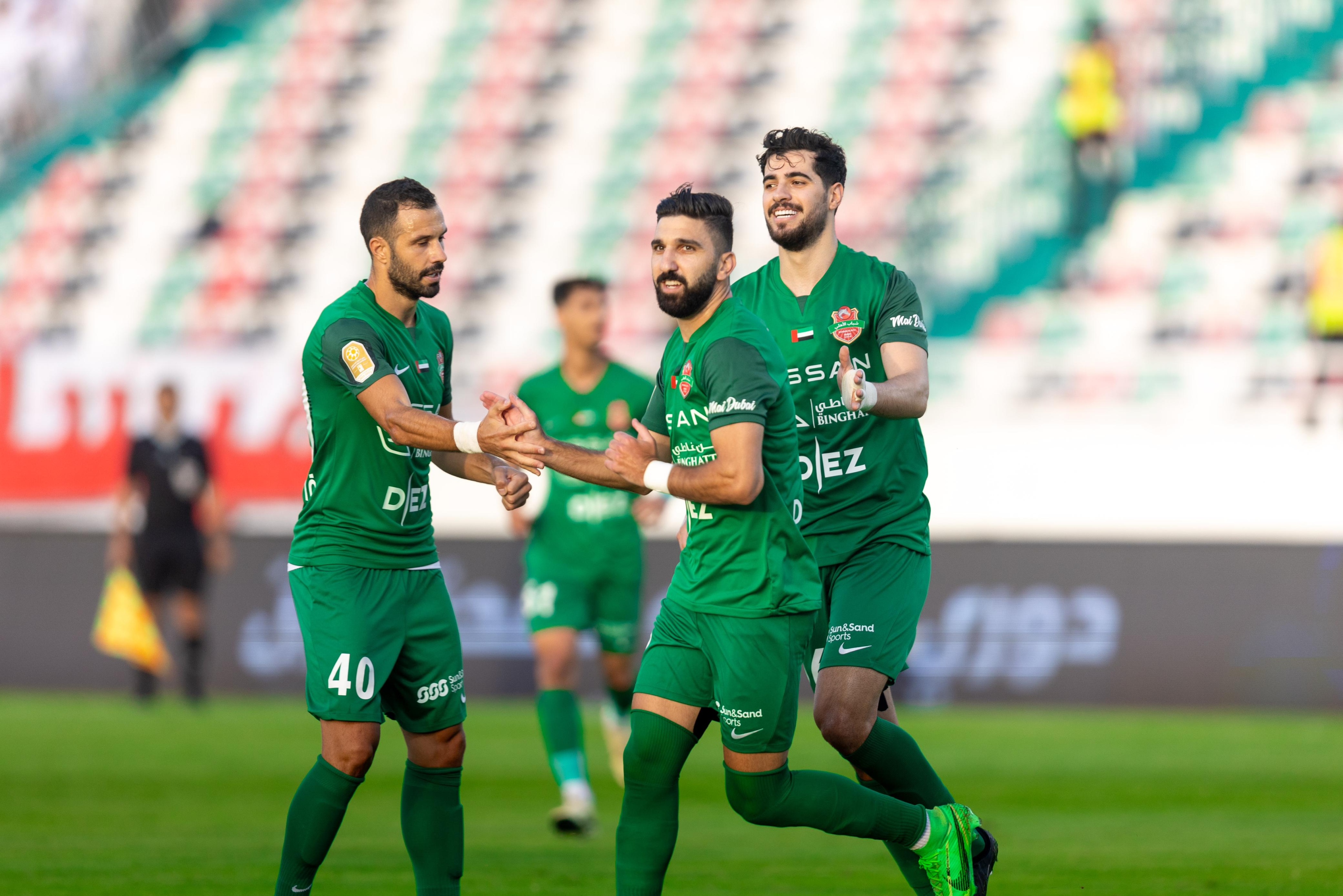 شباب الأهلي يعزز وصافته ويؤزم موقف «الصقور» في دوري المحترفين