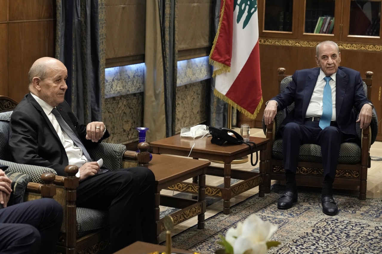 بري يدعو إلى التشاور دون شروط بشأن انتخاب رئيس للبنان