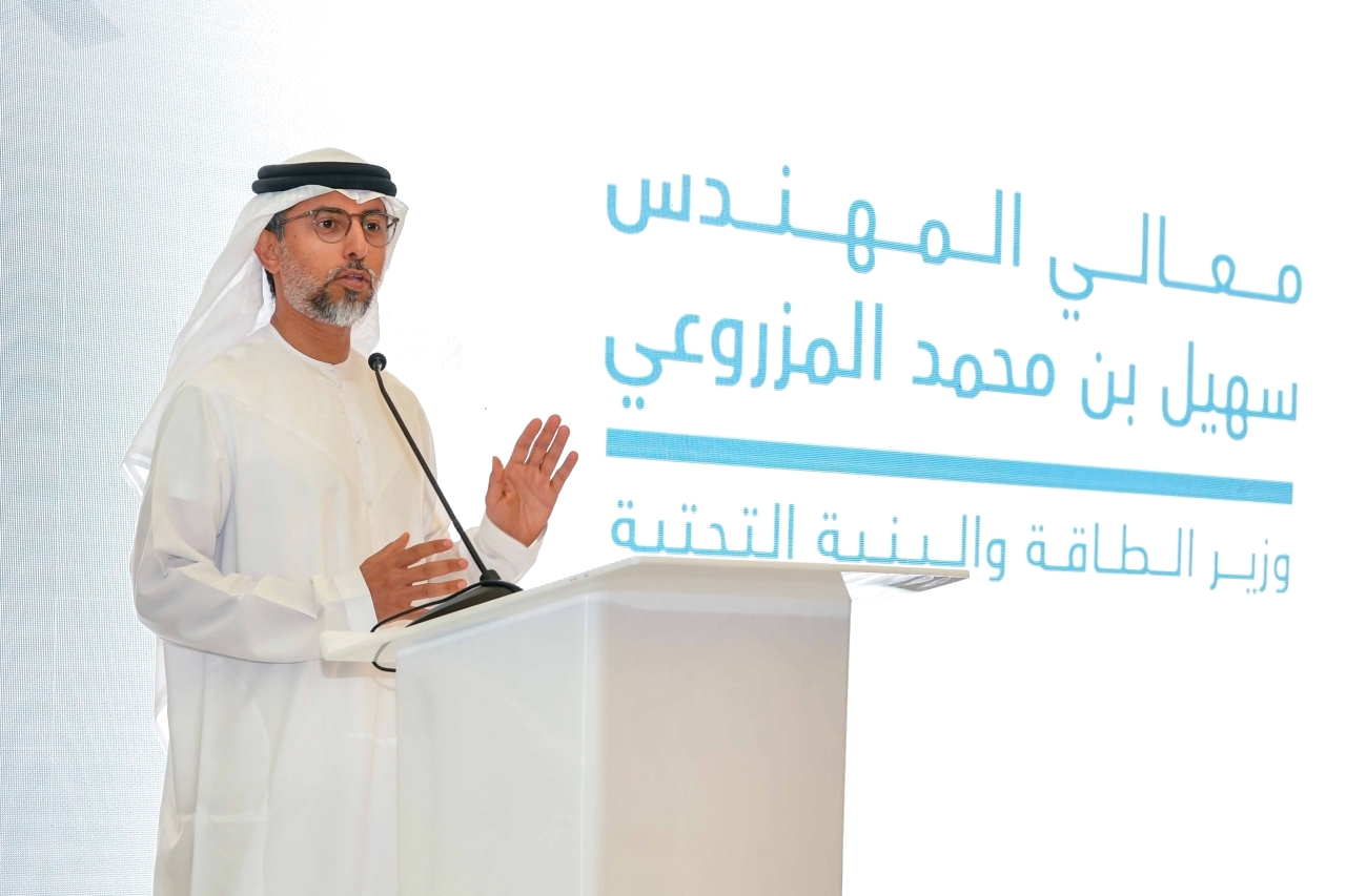 سهيل المزروعي: تطوير الخدمات الإسكانية وتقليص رحلة المتعامل عبر جهة واحدة