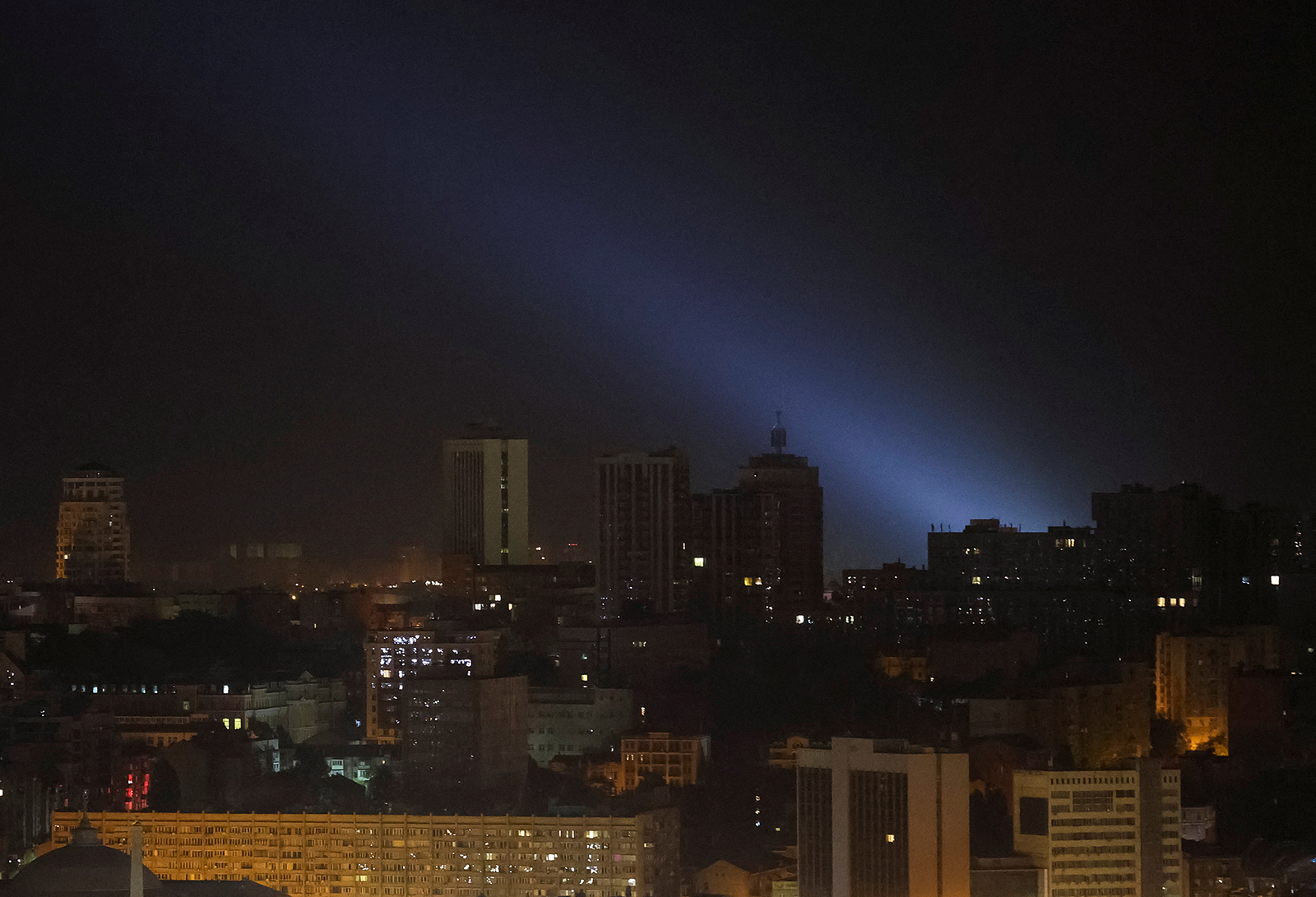 أوكرانيا تعلن إسقاط 12 طائرة مسيَّرة أطلقتها روسيا ليلاً