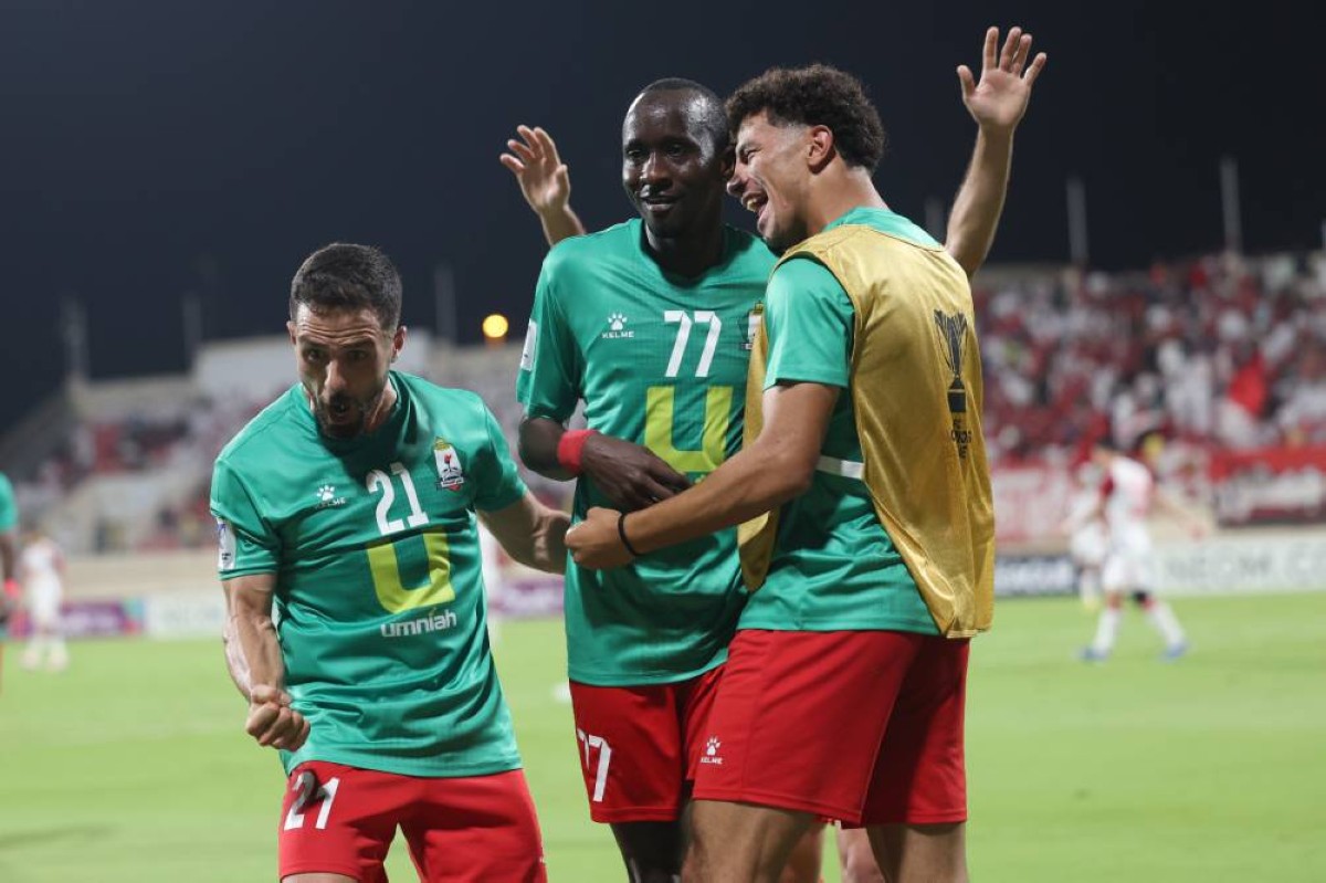 استمرار شراكة الصدارة بين الشارقة والوحدات بتعادلهما الإيجابي