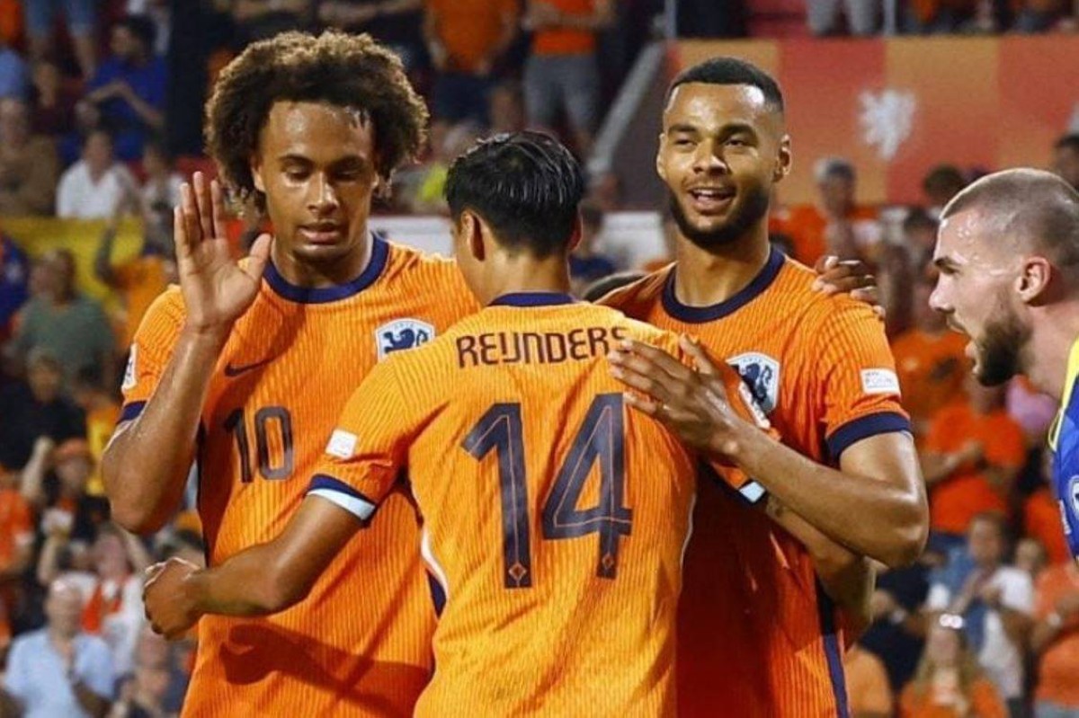هولندا تضمن مقعداً في دور الثمانية بدوري الأمم بفوز مقنع على المجر