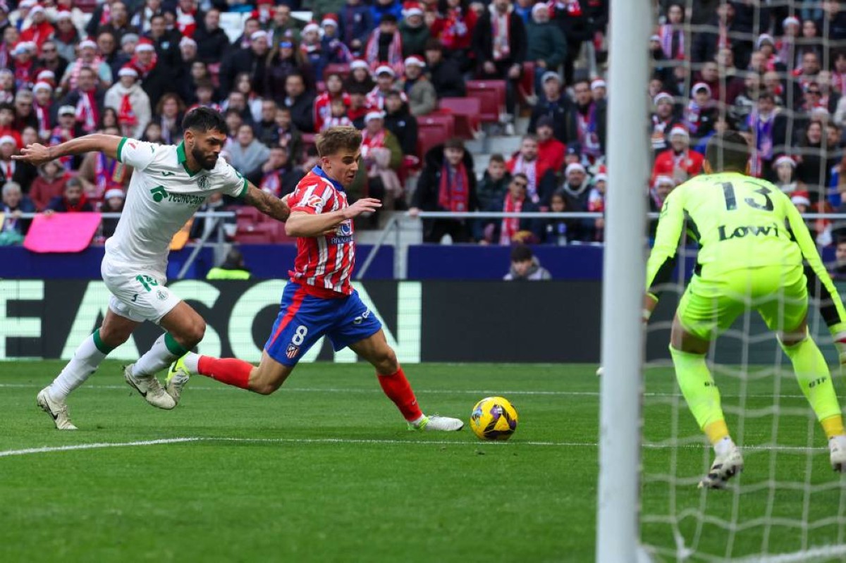 أتلتيكو مدريد يفوز على خيتافي ويخطف وصافة الدوري الإسباني
