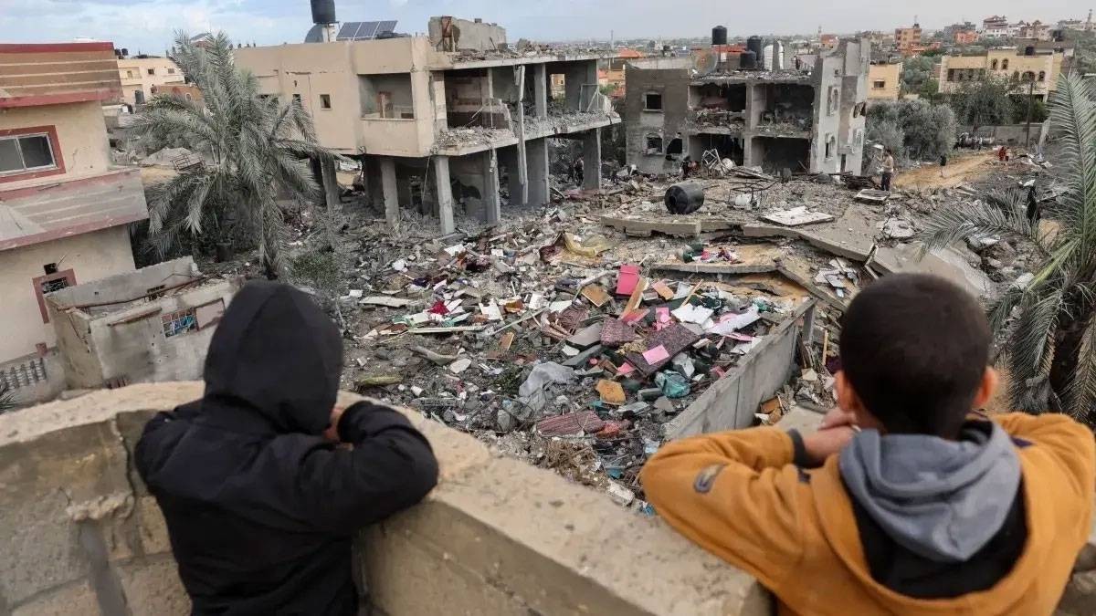 مزيج من التفاؤل والقلق.. أهالي معتقلين فلسطينيين يترقبون اتفاق الهدنة في غزة
