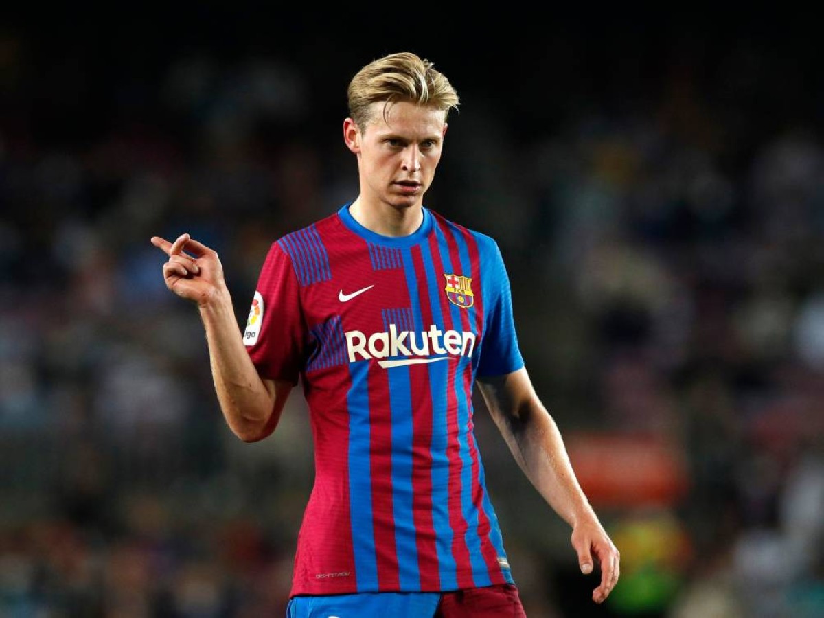 دي يونغ وبرشلونة.. شرط واحد يعطل التجديد