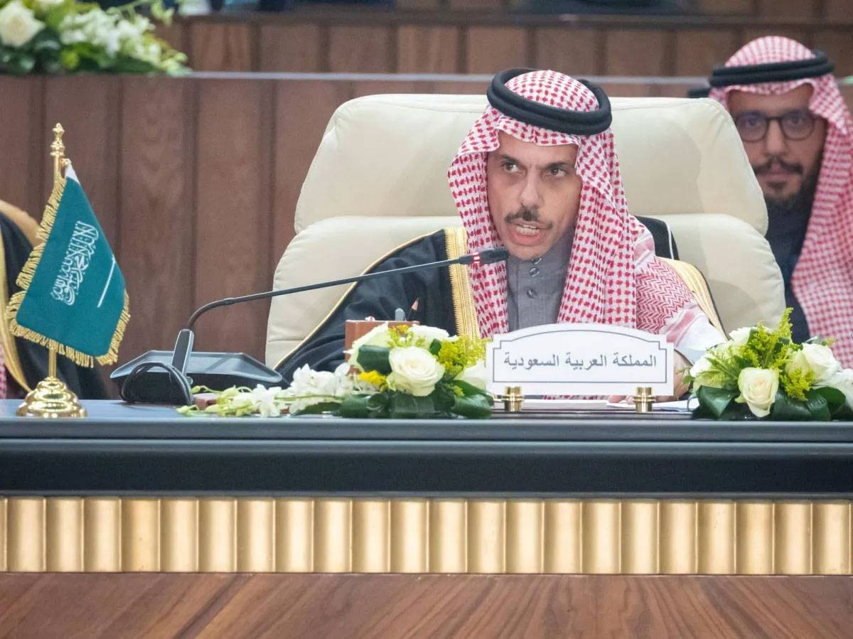السعودية تعلن دعمها الكامل لقرارات "قمة فلسطين" التي عقدت في مصر