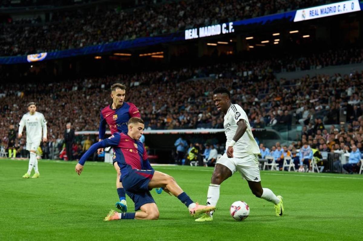 صدام ناري في نهائي كأس ملك إسبانيا بين برشلونة وريال مدريد