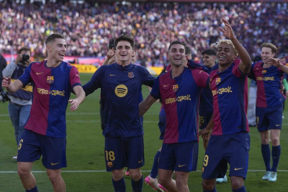 برشلونة يعمق عقدة «الريال» ويقترب من لقب الليغا