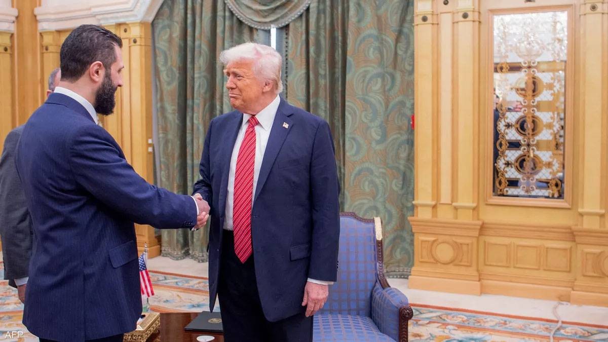 مصالح يحققها ترامب والشرع من رفع العقوبات الأميركية عن سوريا.. ماهي؟