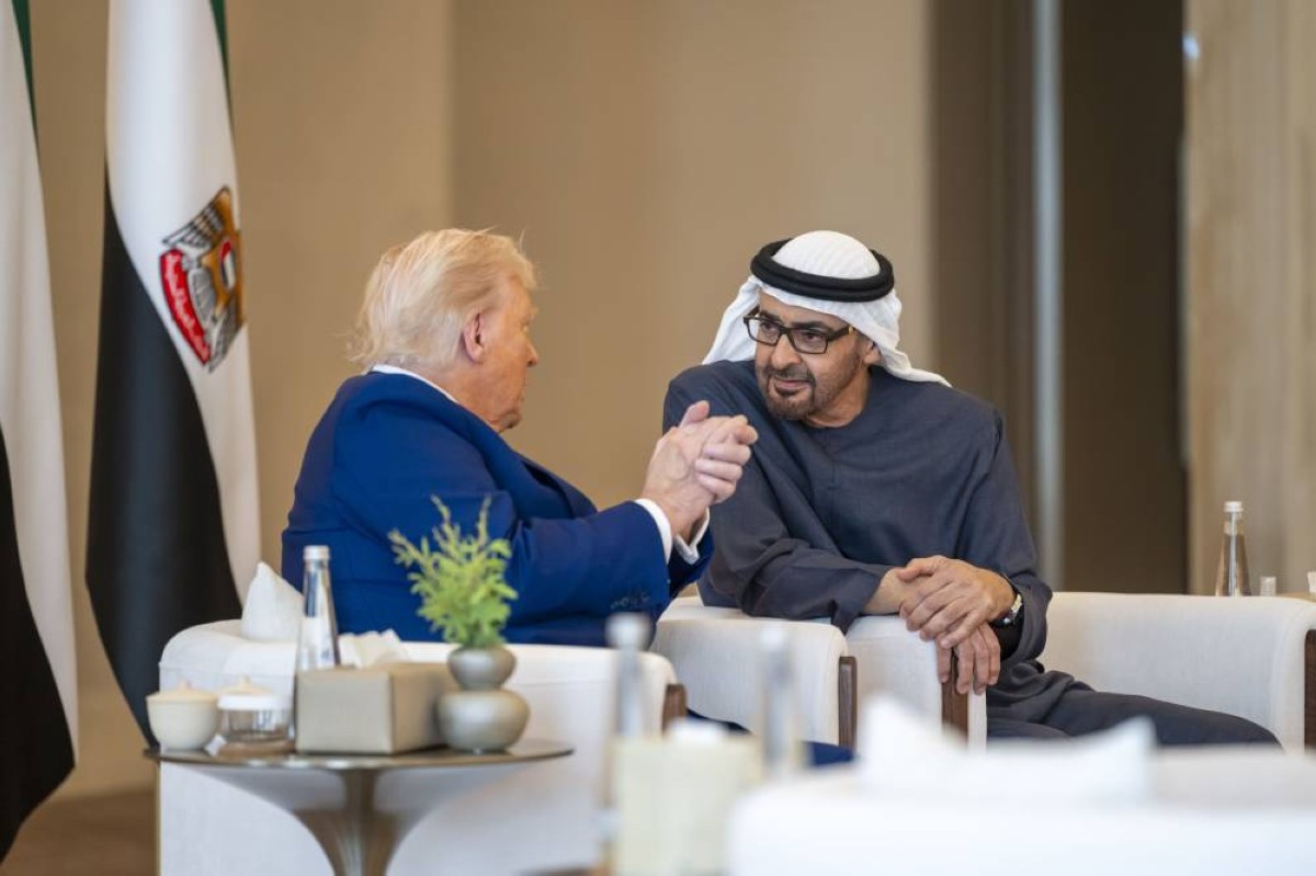 محمد بن زايد وترامب يشهدان إطلاق المرحلة الأولى من مجمع الذكاء الاصطناعي بسعة 5 جيجاوات في أبوظبي
