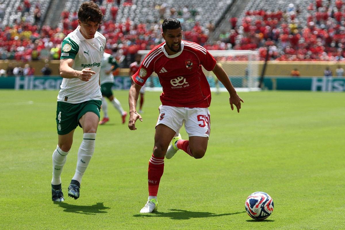 الأهلي المصري يواجه بورتو وينتظر هدية بالميراس وإنتر ميامي