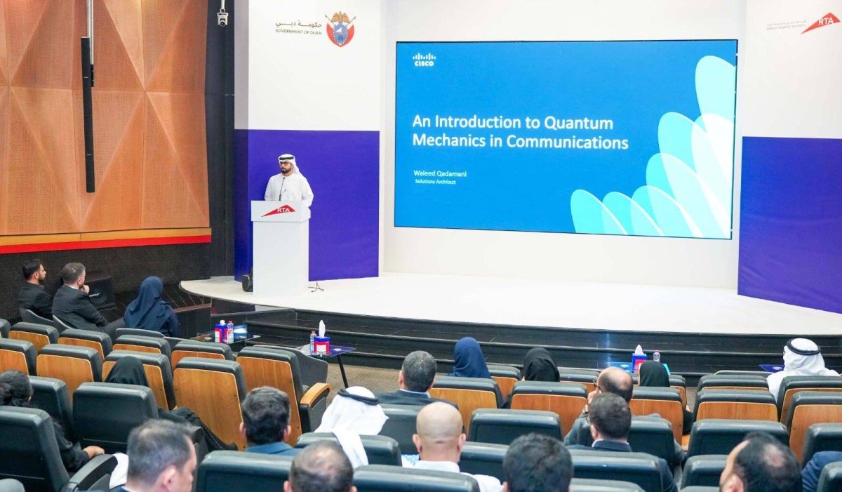"طرق دبي" تبحث تبني تطبيقات تقنيات "الكم" لتعزيز مستقبل التنقل الذكي