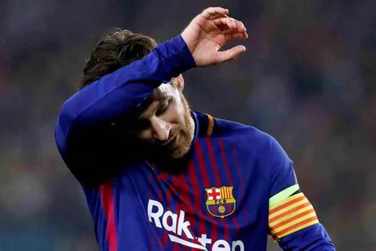 برشلونة يدفع آخر رواتب ميسي!