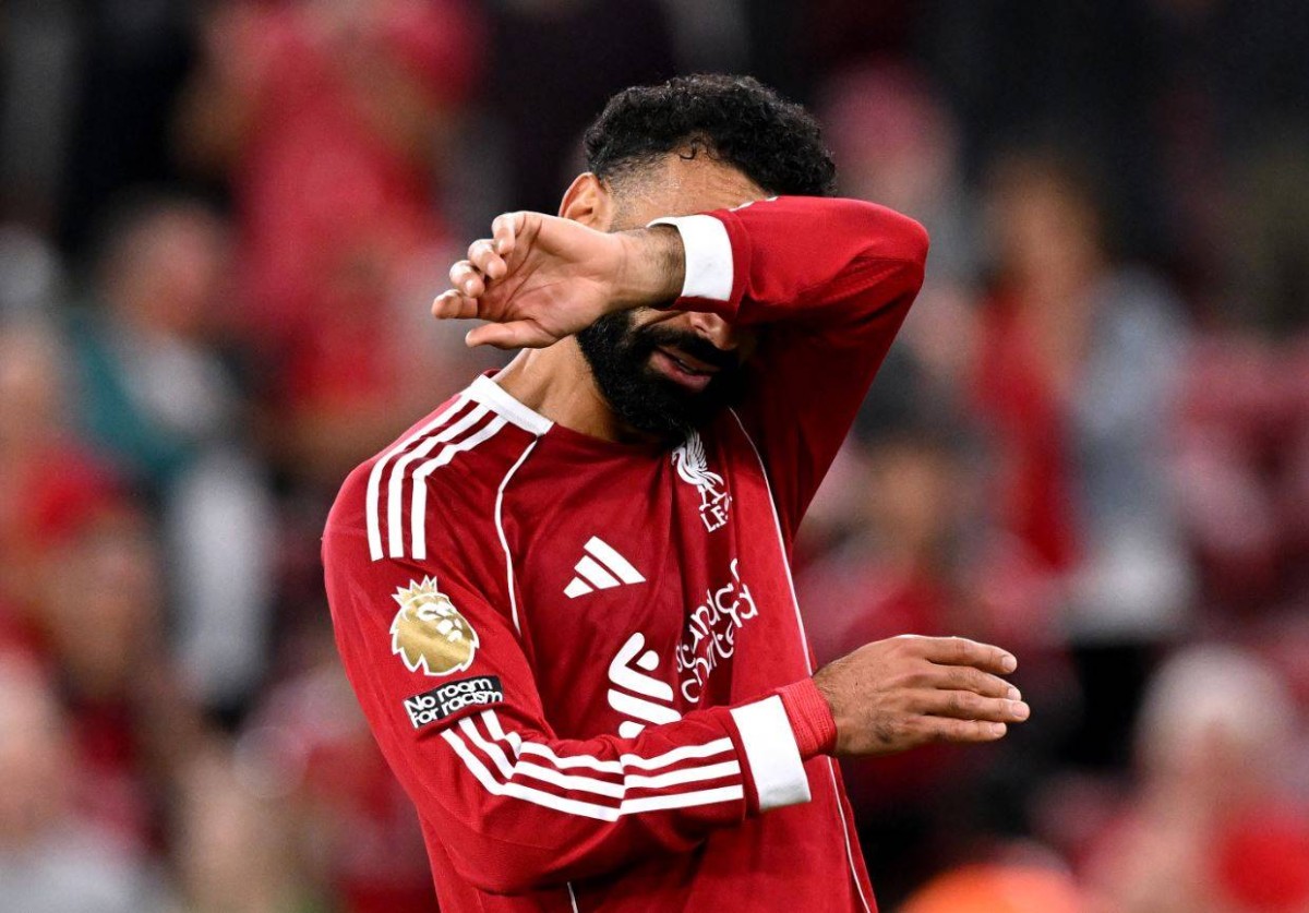 لماذا انفجر محمد صلاح بالبكاء في مباراة ليفربول وبورنموث؟
