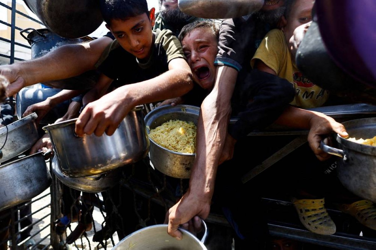 غزة على شفا الانفجار.. إسرائيل تمضي في خطة "احتلال القطاع"