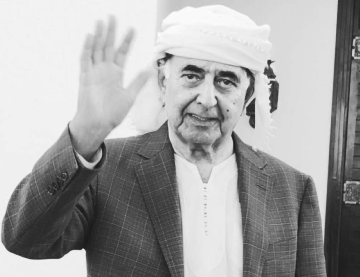 حسين خانصاحب.. مسيرة رائدة في البناء والتنمية والعطاء