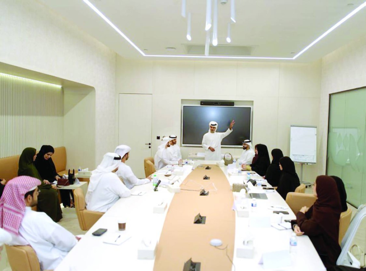 «كتابة وإدارة الحوار».. برنامج لتطوير المهارات