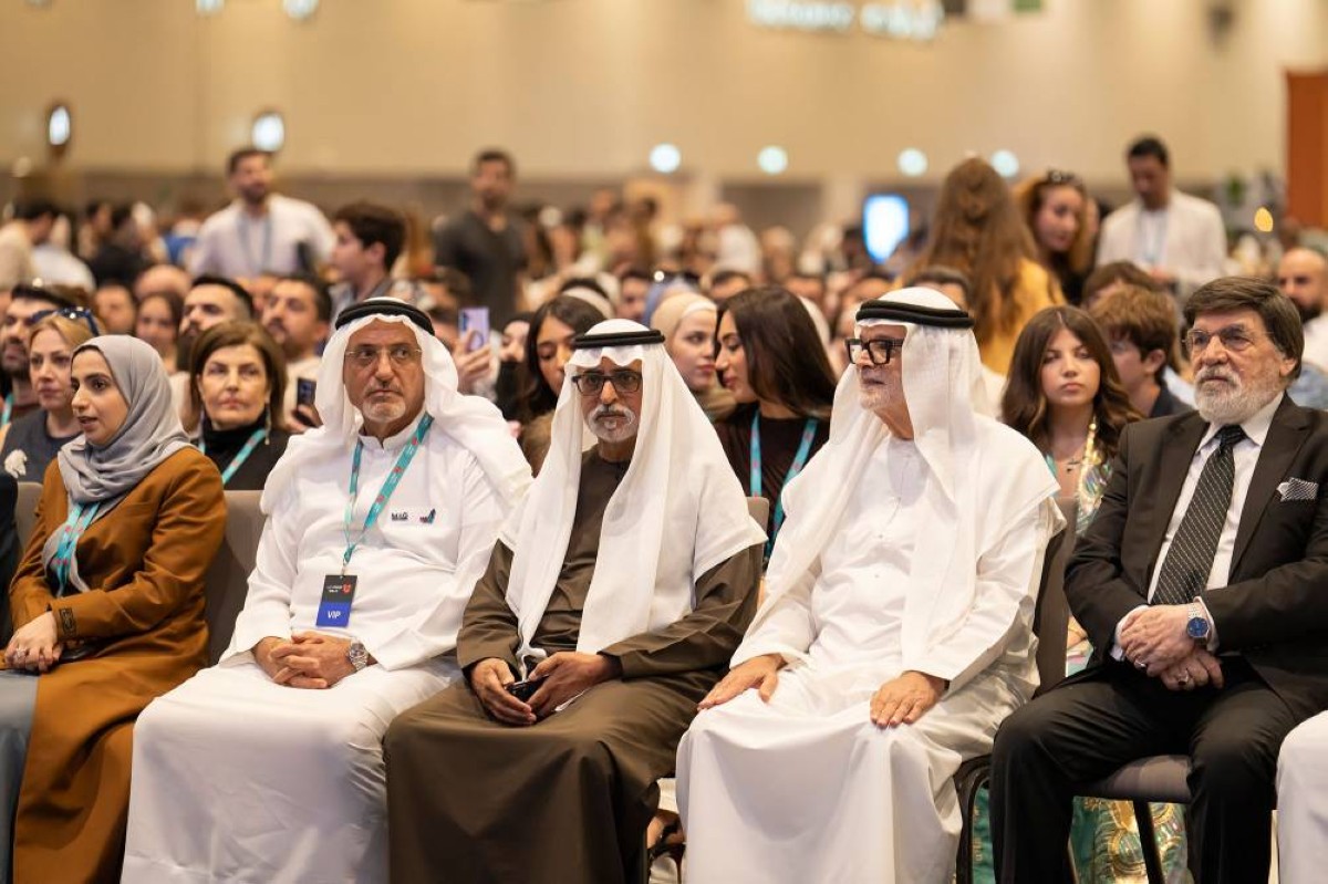 نهيان بن مبارك يشارك أبناء الجالية السورية في الإمارات الاحتفال بـموروثهم الثقافي والحضاري