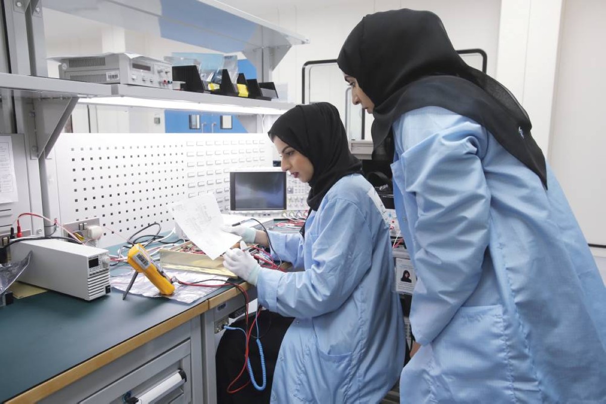 المرأة الإماراتية.. نصف المجتمع وشريكة التقدم