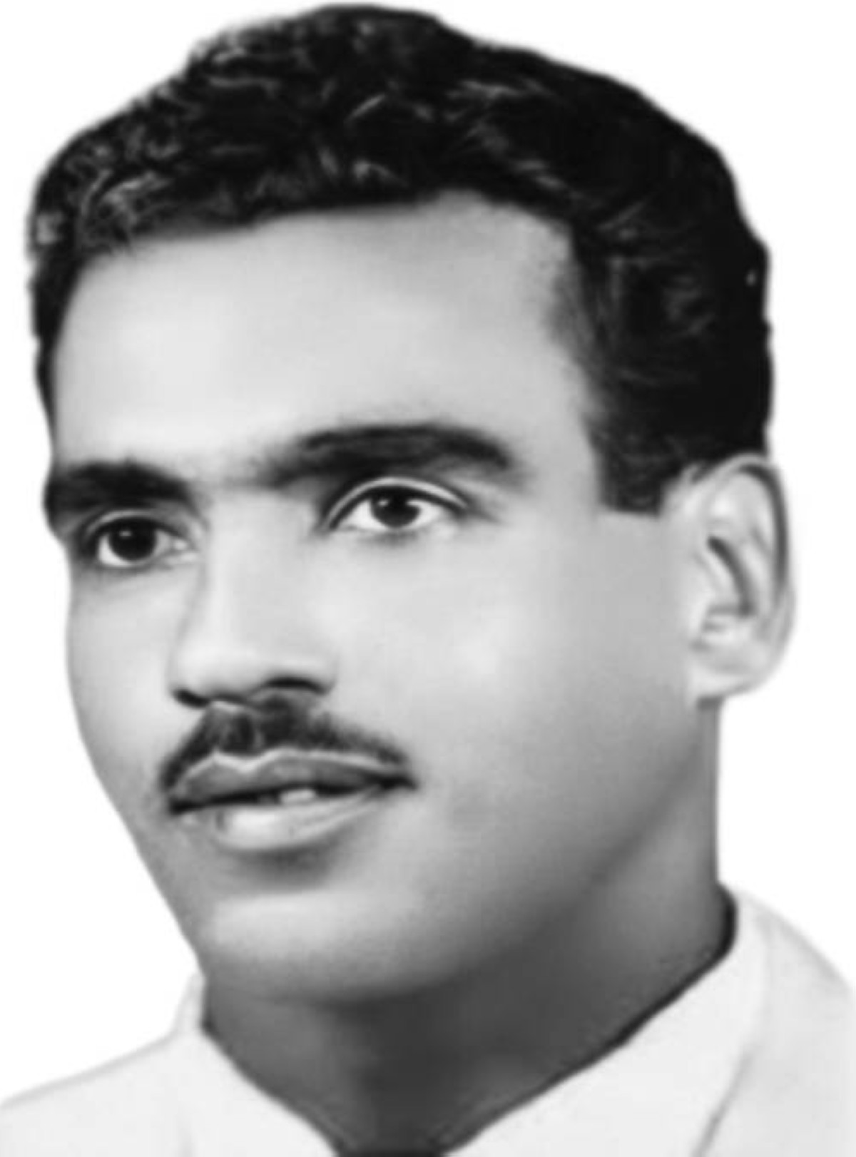 عبدالعزيز النمش.. أول من جسد دور المرأة في المسرح الكويتي