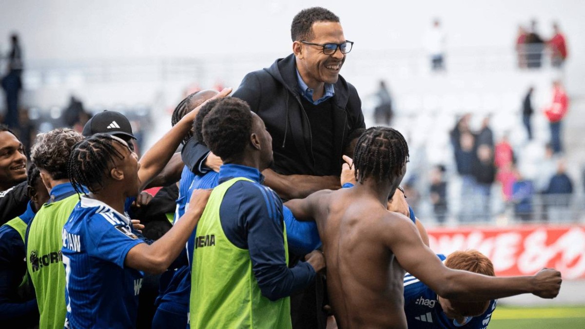 من الدوري الفرنسي إلى البريميرليغ.. تشيلسي يستعد للإعلان عن مدربه الجديد